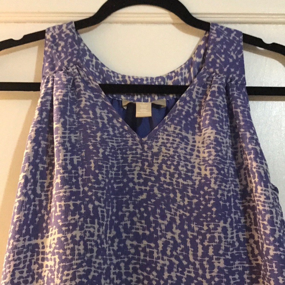 Purple and white banana republic tank